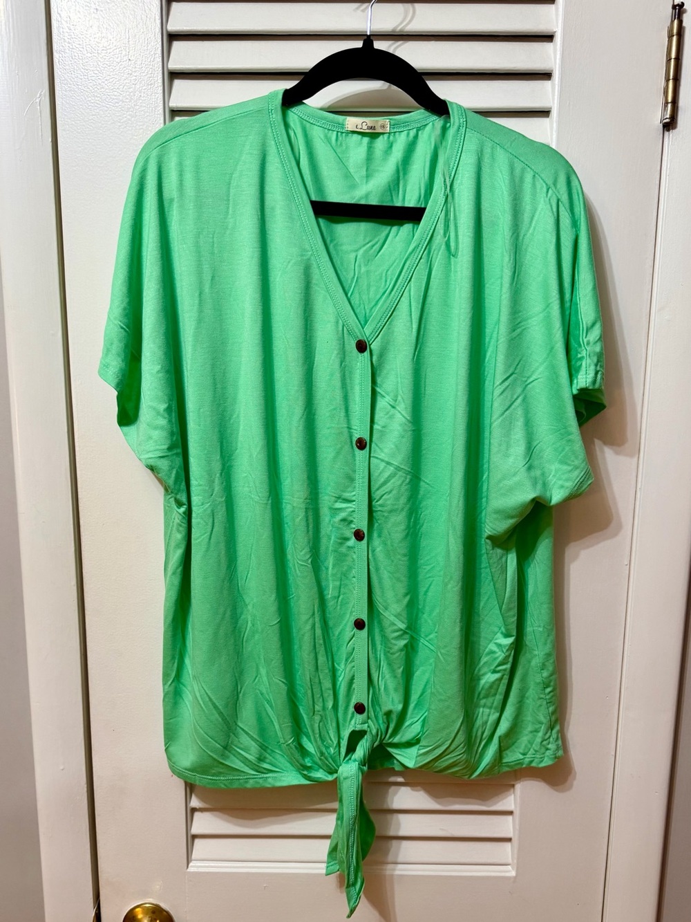 Tie-Hem Button Front Top in Bright Mint Green